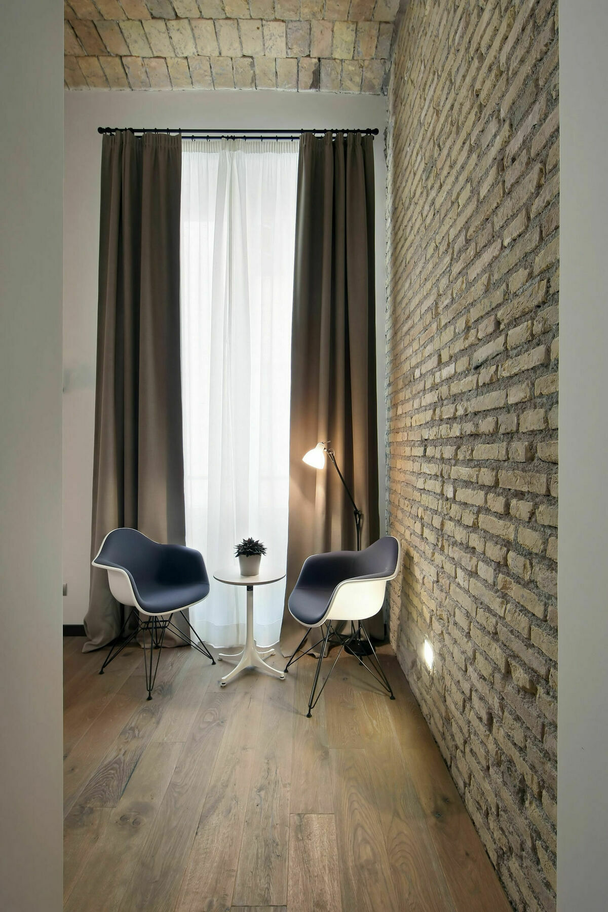 Atypical Gasthof Rom